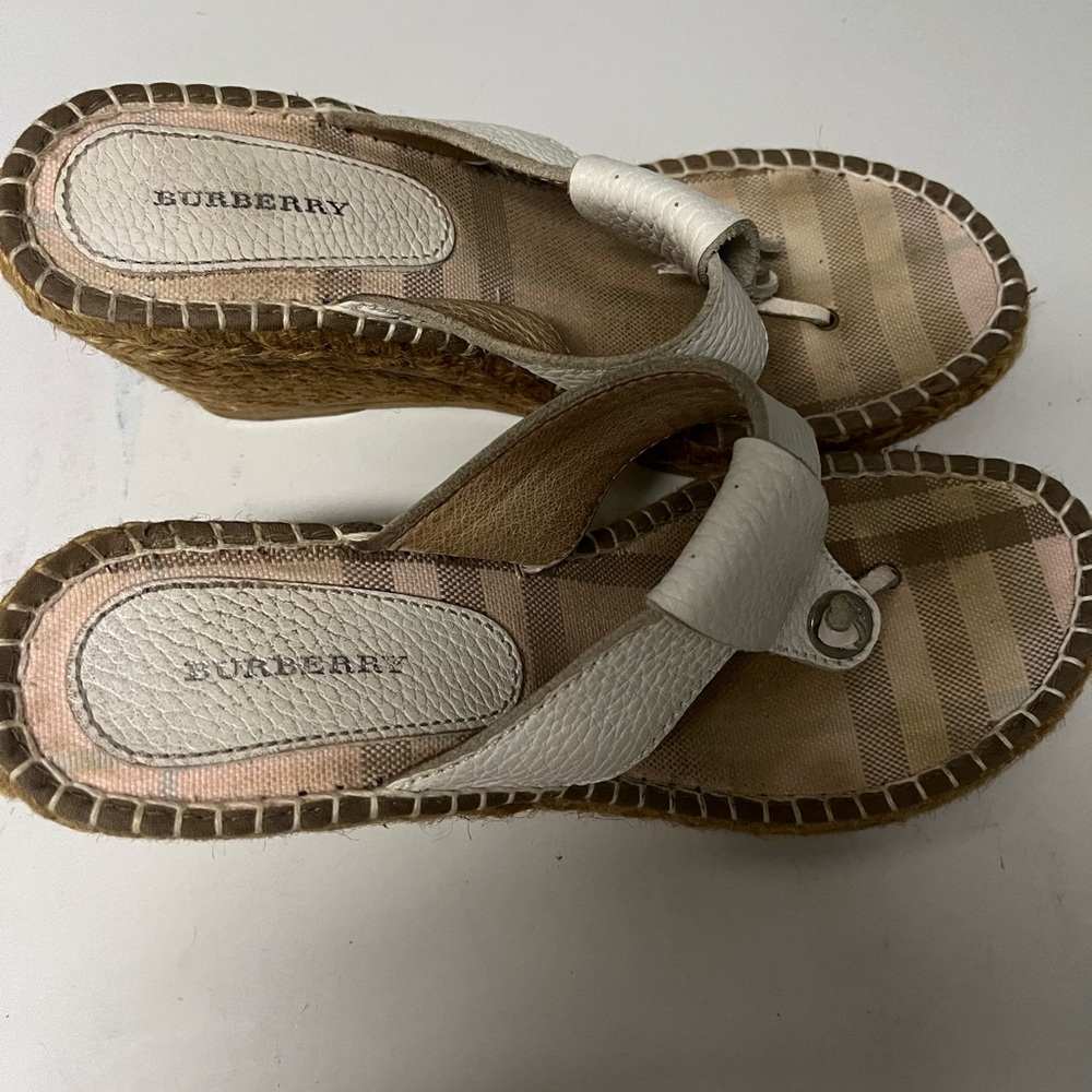 Size 36 Burberry Nova Check Espadrille wedge